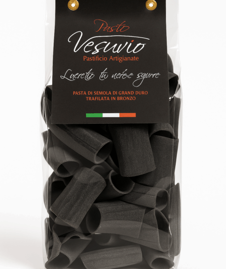 Pacchero Liscio al Nero di Seppia – Pasta Artigianale Vesuvio 500 g: Tradizione e Gusto di Mare